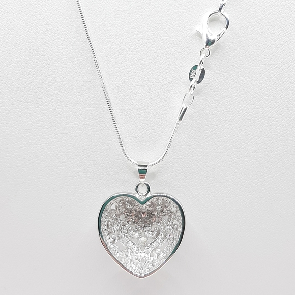 Sparkling Diamond cz Heart Necklace - Picture 5 of 5